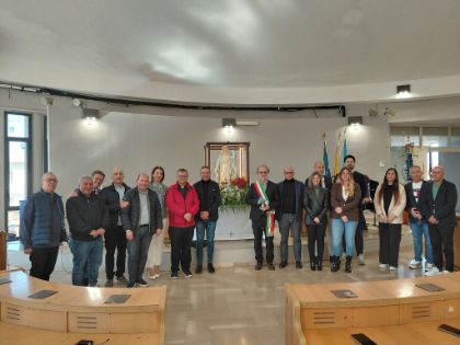 In Municipio la visita della Madonna della Medaglia Miracolosa