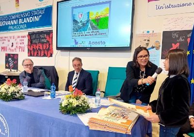 Colori contro il silenzio