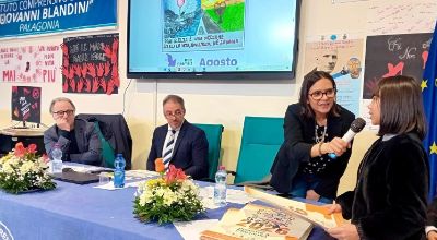 Colori contro il silenzio